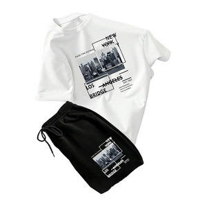 Conjuntos cortos de 2 piezas para hombre, camisetas con estampado gráfico, conjuntos deportivos de verano, conjunto informal, ropa de calle - Product Image 1