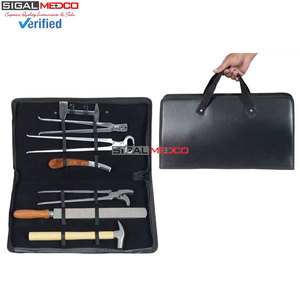 Kit Profesional de Herramientas de Herrador Reutilizables de Acero Inoxidable Alemán, 7 Piezas, Instrumentos para Recortar Pezuñas de Caballos, Grado Veterinario - Product Image 6