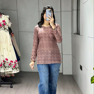 Kurti Corto de Algodón Étnico Moderno para Uso Diario y de Verano - Product Image 1