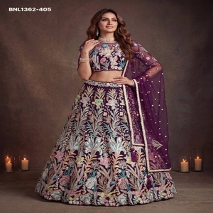 Magnífico conjunto de lehenga-choli morado con corte en A, semicosturado, con red suave y lentejuelas múltiples, de un proveedor de Surat. - Product Image 1