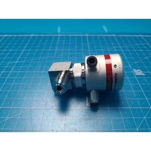 Vanne à soufflet FUJIKIN 316L 076850 utilisée comme pièce détachée pour équipement semi-conducteur Legacy - Product Image 6