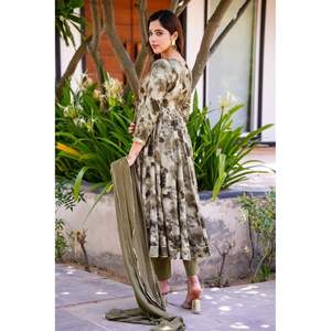 Caqui Verde Color ANARKALI TRAJE SET 3-PAR CÓDIGO/ - Product Image 1