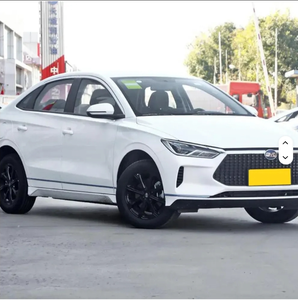Prix pour une voiture d'occasion Byd E3 berline 2024, boîte manuelle, turbo, direction à gauche, intérieur foncé, sièges en cuir, pneus R21 - Product Image 5