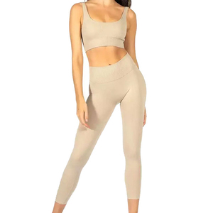 Ensemble de yoga pour femmes, couleur unie, col rond, bretelles spaghetti, haut court, leggings taille haute, longueur intégrale, sans couture, ensemble 2 pièces - Product Image 1