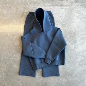 Fabricant de survêtements de sport personnalisés, vente en gros de vêtements de sport, OEM, marque privée, usine de tenues d'entraînement fitness, faible MOQ, fournisseur en gros - Product Image 1