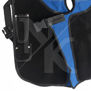 Delantal de Herrador y Pantalones Largos de Cuero Genuino Personalizables con Costuras Reforzadas Duraderas, Cierre de Hebilla y Bolsillos Especiales para Herramientas - Product Image 4