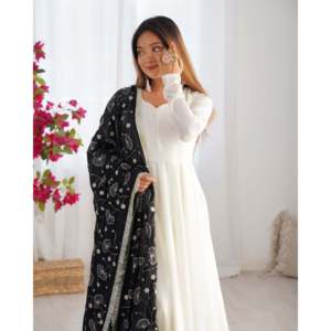 Beautiful Cotton Anarkali Gown for Parties XS Size Pent and Dupatta Design - Product Image 4