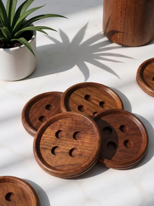 Sous-verre en bois sculpté à la main, cadeau unique en bois exotique, gravure personnalisée - Product Image 6