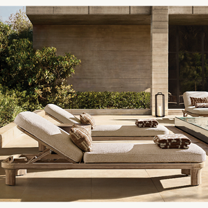 Collection Signature Hotel Emma - Chaise longue d'extérieur en teck premium avec dossier réglable et coussin - Salon élégant au bord de la piscine - Product Image 1