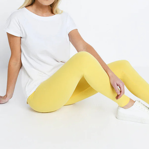 Leggings de yoga pour femmes à taille haute, respirants, sans couture, taille élastique, imprimé léopard, longueur genou, en Spandex/Nylon, pour le fitness et la course à pied - Product Image 4
