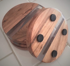 Premium Quality Acacia Wood Resin Coasters Eco-Friendly 12mm Thick <b>Polished</b> Finish Custom Logo Cup Serving Decorative Kitchen - Product Image 3