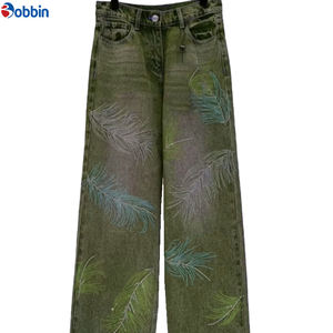 Jeans décontractés pour femmes, taille haute, imprimés, coupe large, en denim premium, avec détails diamant, amples et respirants - Product Image 5