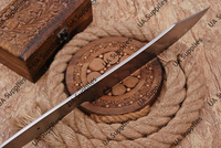 Couteaux de chasse professionnels faits à la main en acier Damas 1095 à haute teneur en carbone, lame fixe à pointe tombante, manche en acier Damas, légers