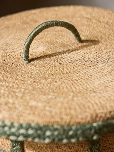 Panier à linge en jonc de mer vert sauge, fait main, écologique, fabriqué au Vietnam, vente en gros - Product Image 4