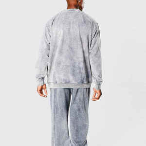 Sweat-shirt gris à col rond pour homme, coupe ample, couleur unie, tricoté, pull décontracté pour l'automne - Product Image 2