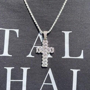 Colgante Cruzado de Moissanita Iced Out con Diamantes, Plata de Ley 925 Bañada en Rodio, Estilo Cadena Cubana, Joyería Hip Hop para Fiesta - Product Image 2