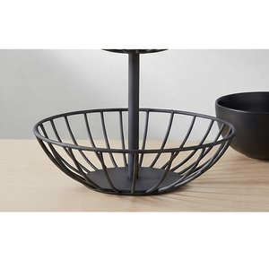 Panier à fruits moderne en fil métallique, paniers de rangement empilables en métal personnalisés pour la présentation sur le comptoir de cuisine - Product Image 4