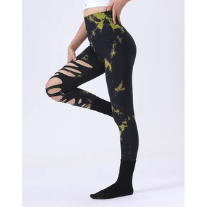 Leggings de yoga et d'entraînement taille haute pour femme, très élastiques, tie-dye, à découpes, effet push-up fessier - Product Image 1