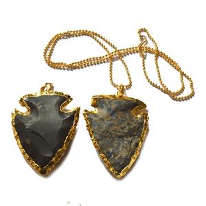 ผู้จัดจำหน่ายสร้อยคอหัวลูกศรประดับพลอยสีน้ำเงินทันสมัย แบบ Cazin เคลือบด้วยไฟฟ้าสัมผัสเหมือนจริง สำหรับขายส่ง - Product Image 3