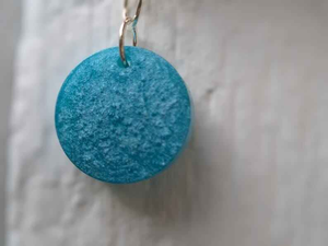 Designer <b>Resin</b> Key Ring <b>Clear</b> <b>Resin</b> Charm Key Chain Keychain Wholesale for Round Shape Hot Selling - Product Image 4