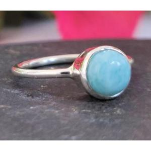 Bague minimaliste en argent 925 avec améthyste sertie clos, unisexe, pour usage quotidien - Product Image 3