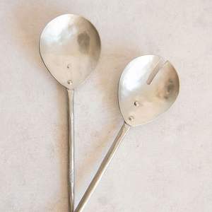 Juego de servidores de ensalada de metal duradero y resistente al óxido para cocina comercial, línea de buffet, servicio de hotel y mesa de comedor en el hogar. - Product Image 1