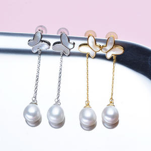 Pendientes Colgantes de Perlas de Agua Dulce con Carcasa de Plata S925 de Tilian, Fabricados por el Fabricante, Venta al por Mayor, con Diseño de Mariposa - Product Image 4