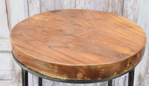 Tabouret de bar industriel en bois massif, assise ronde en bois, pieds en métal noir, chaise haute pour cuisine, café et bar. - Product Image 6