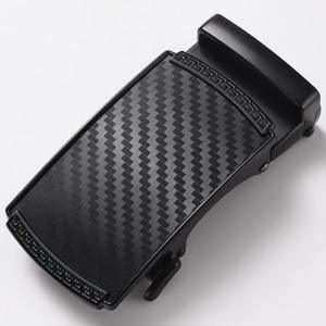 Cinturón de Cuero Premium para Hombre, Diseño Cómodo y Duradero para Uso Diario y Formal - Product Image 2