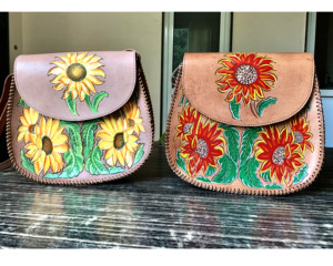 Hand <b>Tooling</b> Genuine <b>Leather</b> Crossbody Bag With Sunflower Pattern Flap Closure Bohemian Style Women's Daily Use Handbag - Product Image 6