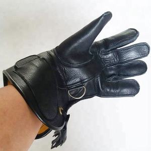 ถุงมือหนังพร้อมดีเทลสีแดงและพู่ห้อยที่ข้อมือ แบบไม่บุซับใน สไตล์เรโทร สำหรับสวมใส่ลำลองในฤดูหนาว - Product Image 3