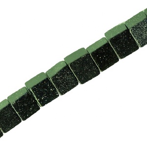 Cubo de piedra dorada de jade verde de alta calidad con propiedades metafísicas de rejilla de cristal de geometría sagrada para piedra decorativa de mayorista - Product Image 3