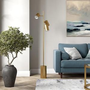 Lampe sur pied moderne en forme d'arc avec base lourde et tête réglable pour éclairage de lecture à côté du canapé - Product Image 1