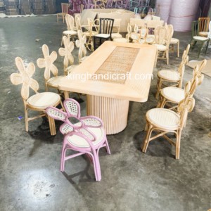 Silla Infantil de Ratán Hecha a Mano de Primera Calidad para Alquiler, para Bodas, Eventos, Fiestas de Cumpleaños, Muebles para Preescolar - Product Image 1