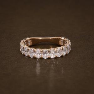 Anillo de eternidad con diamantes de corte ovalado en oro rosa, media eternidad, elegante anillo de aniversario para mujer, joyería fina para ella. - Product Image 1
