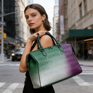 Bolso Boston de Mujer con Letras en Relieve y Degradado de Moda, Bolso de Mano de Cuero PU con Forro de Nailon, Cierre de Cremallera con Estuche/Cartera a Juego - Product Image 6