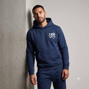 Conjunto Deportivo Azul Marino con Capucha para Hombre, con Estampado Twin City, Pantalones Largos y Sudadera, Ropa Casual Estilo Otoño - Product Image 4