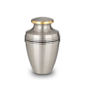Urna de Cremación Plateada con Banda Dorada, Urna Conmemorativa para Cenizas de Seres Queridos, Urna Artesanal de Aluminio y Latón, Urna Pequeña para Cenizas de Niños - Product Image 1