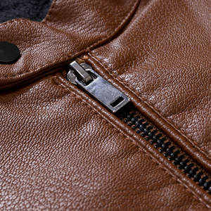 Veste en cuir moderne au design élégant, en cuir véritable, pour l'hiver, avec fermeture éclair durable, confortable, style streetwear tendance - Product Image 5