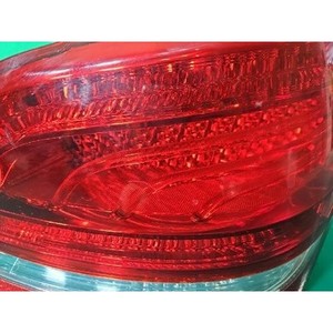 Luz Trasera Derecha Usada Equus 924023N000 - Product Image 2