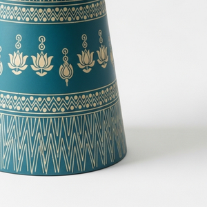 Mesa Auxiliar Redonda de Lujo Azul Turquesa con Incrustaciones de Hueso, Taburete Decorativo Artesanal con Patrón de Loto, Mesa Auxiliar Decorativa de MDF al por Mayor - Product Image 4