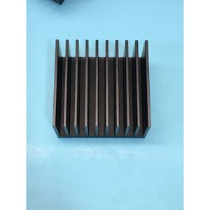 Lote de 10 Disipadores de Calor de 1.5 x 1.5 x 0.75 Pulgadas, Anodizados - Equipos y Piezas de Semiconductores de Confianza de Tradicción Global - Product Image 1