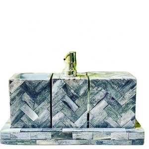 Ensemble de salle de bain en os incrusté, design moderne fait main, avec distributeurs de savon, pour hôtels, villas et salles de bain, disponible à prix de gros - Product Image 3