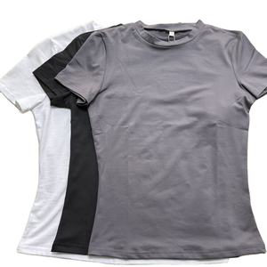 Camisetas de algodón personalizadas con logo 2026 para mujer, al por mayor, estilo crop, para adultos, lisas, para ropa urbana - Product Image 1