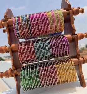 Juego de Braj Sundari, Pulseras de Vidrio Multicolor, Joyería Geométrica Tradicional India para Mujer, para Bodas, en Oferta - Product Image 1