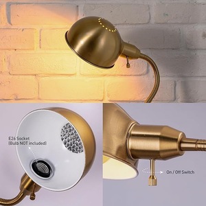 Lampe de sol élégante en métal blanc avec abat-jour en lin pour un style intérieur minimaliste - Product Image 5