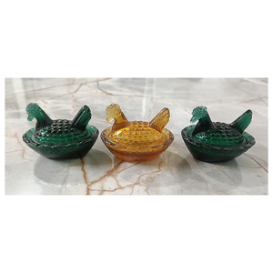 Coq en verre soufflé coloré, élégant objet décoratif pour salon et présentation à domicile - Product Image 2