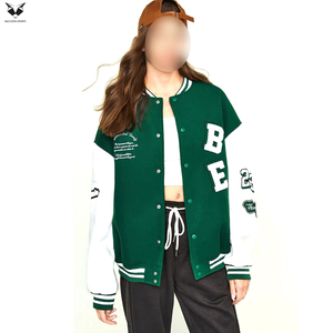 เสื้อแจ็คเก็ตเบสบอลวินเทจสีเขียวขาวตัดกัน แขนยาวติดกระดุม มีตัวอักษร  สำหรับผู้ชาย สไตล์ลำลอง  แบบวิทยาลัย - Product Image 5