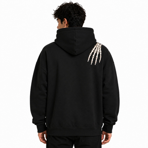 Sudadera con capucha para hombre, diseño de mano de esqueleto personalizada, negra, de algodón grueso y forro polar, estilo oversize gótico, streetwear, marca privada - Product Image 2