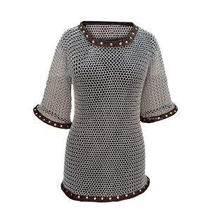 Gilet de chevalier médiéval en maille d'aluminium à demi-manches, anneaux boutonnés de 10 mm, garniture en cuir, armure historique, costume de reconstitution fait main - Product Image 1